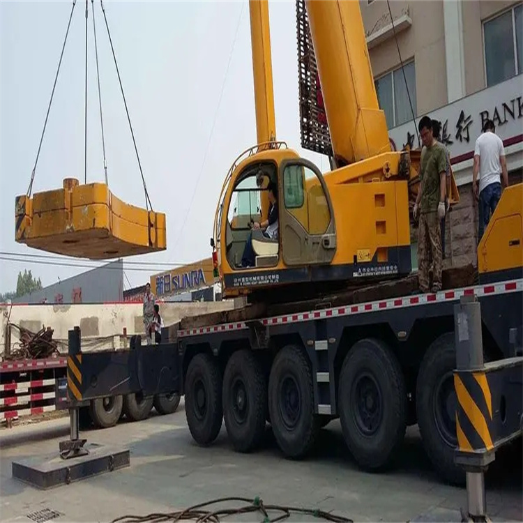 乳源当地吊车出租|机器吊装|75吨|工厂搬迁服务